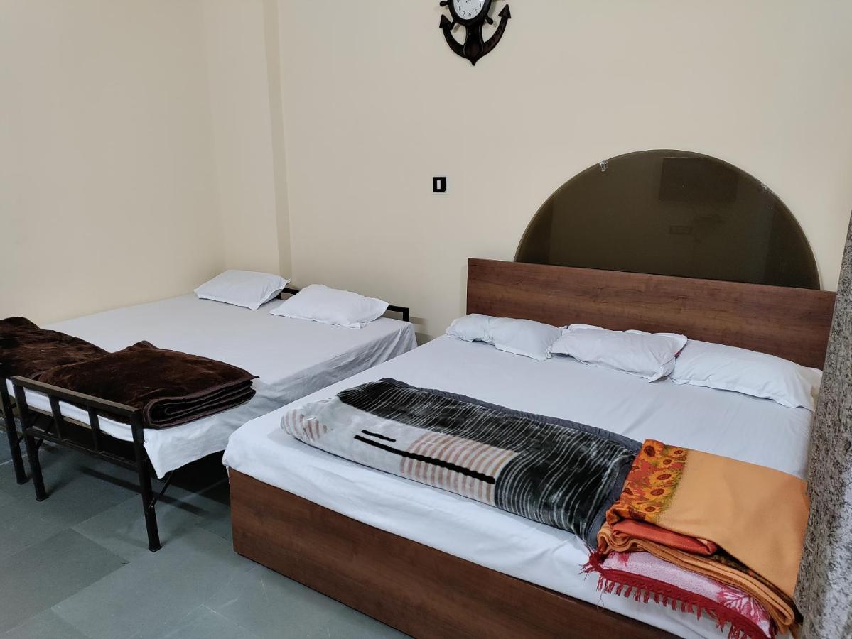 Ramashray Guest House อุจเจน ภายนอก รูปภาพ